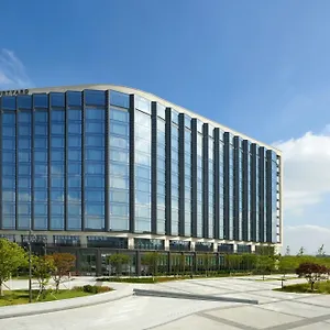 Отель Courtyard By Marriott Botanic Park ****